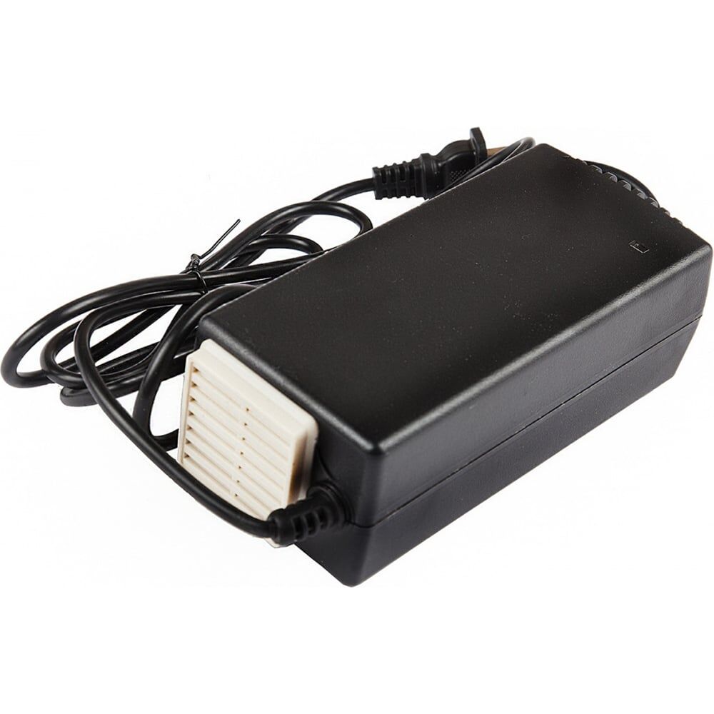Интелектуальное зарядное устройство для Li аккумуляторов Rutrike 021659