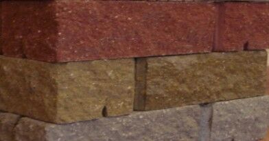 Кирпич бетонный угловой Рваный камень 195х90х90 мм зеленый