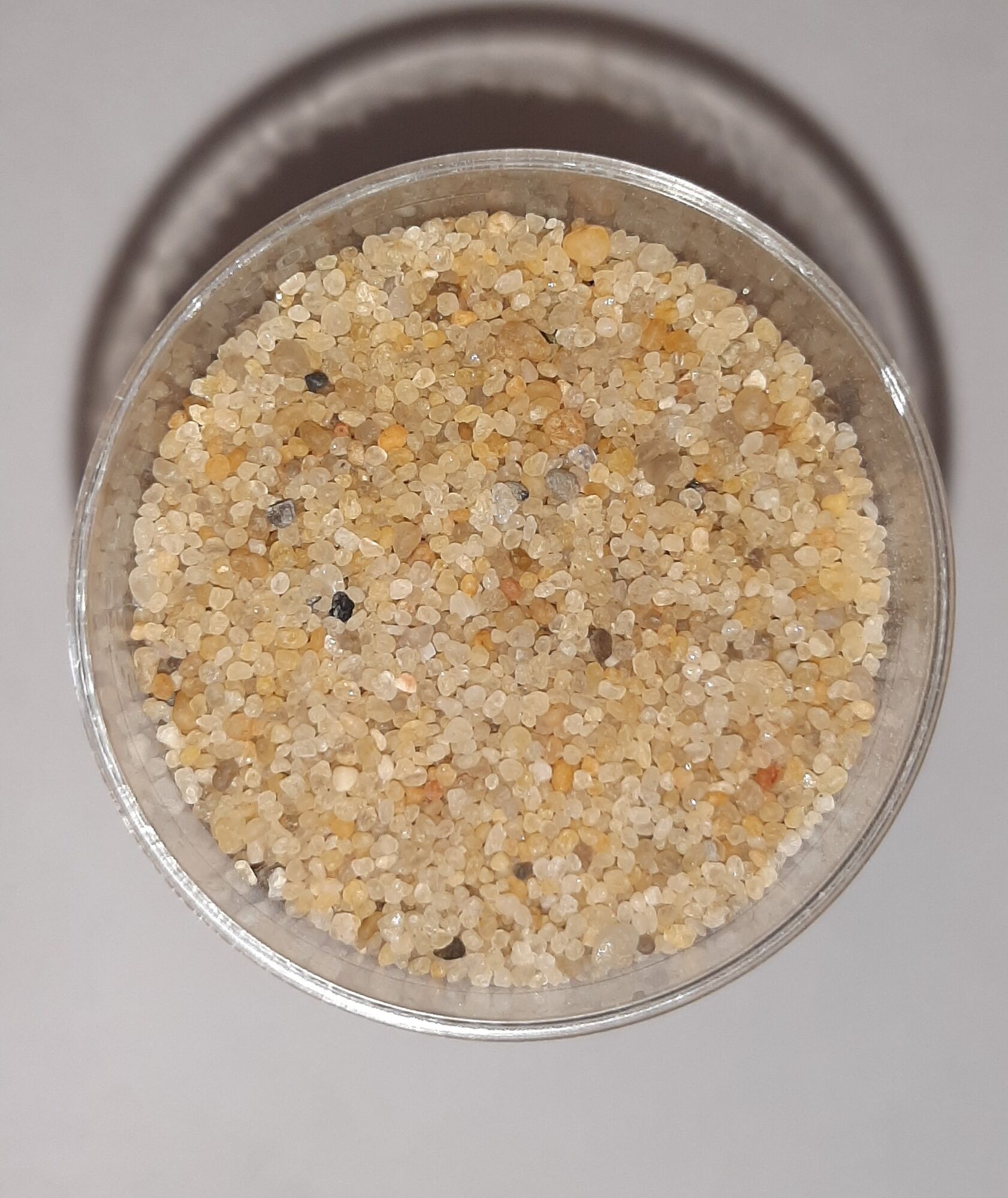 Песок кварцевый средний фракция 0,8-1,6 мм в мешках по 25 кг