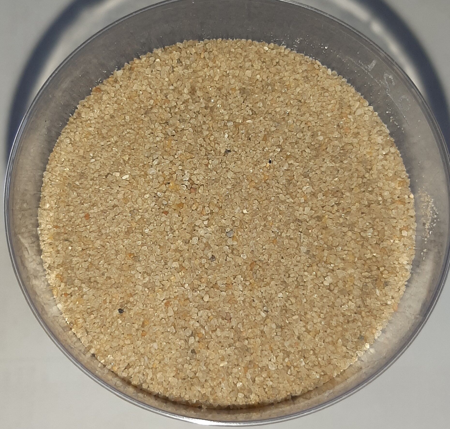 Песок кварцевый мелкий фракция 0,3-0,8 мм в мешках по 25 кг